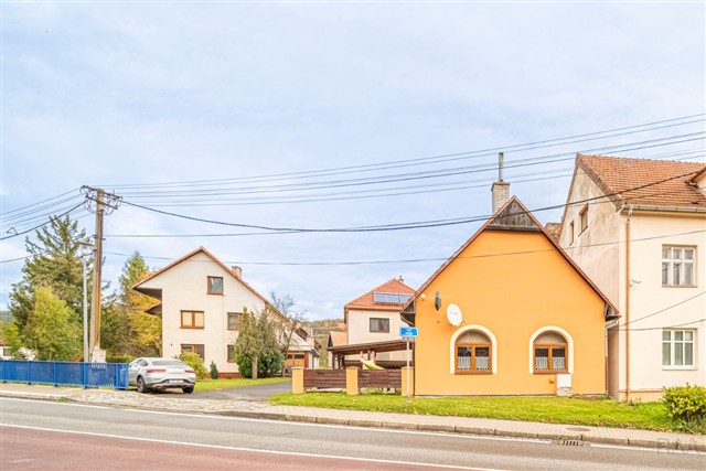 pohled na dům [3/23]